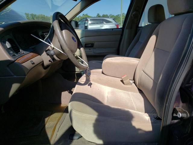 Photo 7 from auction – 2003 FORD CROWN VICT with VIN 2FAFP73W83X123569