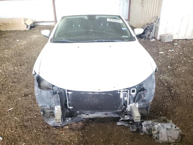 Photo 5 from auction – 2016 CHRYSLER 200 LIMITE with VIN 1C3CCCAB5GN153352