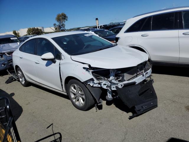 Photo 4 from auction – 2019 CHEVROLET CRUZE LS with VIN 1G1BC5SM4K7129293