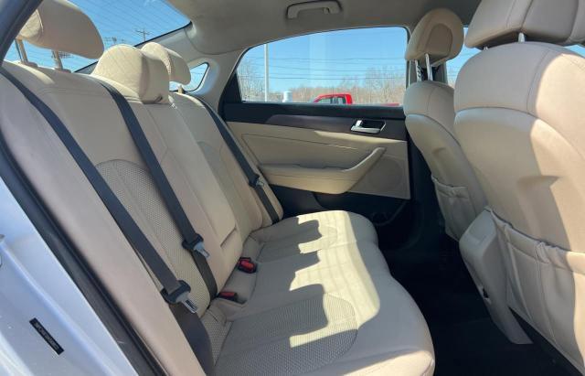 Photo 6 from auction – 2017 HYUNDAI SONATA SE with VIN 5NPE24AF0HH568872