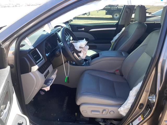 Photo 7 from auction – 2016 TOYOTA HIGHLANDER with VIN 5TDKKRFH1GS177801