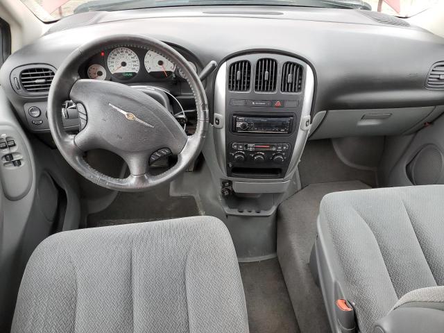 Photo 8 from auction – 2005 CHRYSLER TOWN & COU with VIN 2C4GP54L65R313353