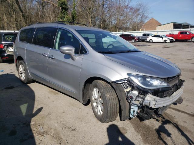 Photo 4 from auction – 2017 CHRYSLER PACIFICA T with VIN 2C4RC1BG5HR603249