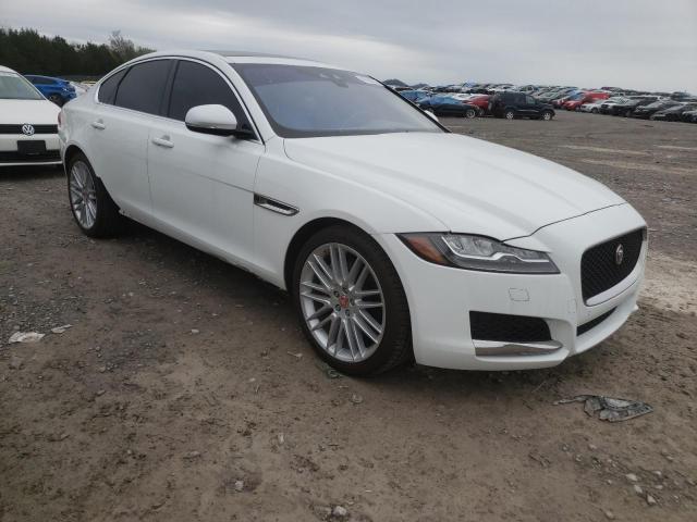 Photo 4 from auction – 2017 JAGUAR XF PRESTIG with VIN SAJBK4BV1HCY45485