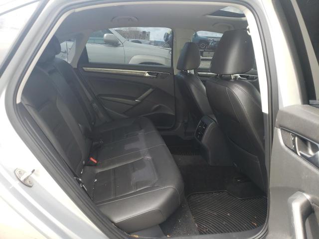 Photo 10 from auction – 2016 VOLKSWAGEN PASSAT SE with VIN 1VWBS7A3XGC015115