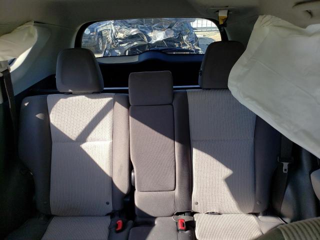 Photo 10 from auction – 2015 TOYOTA RAV4 LE with VIN JTMBFREV8FD123465