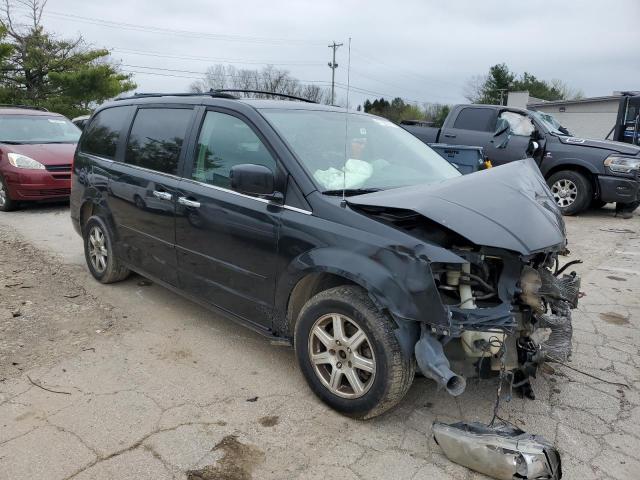 Photo 4 from auction – 2008 CHRYSLER TOWN & COU with VIN 2A8HR54P38R737992