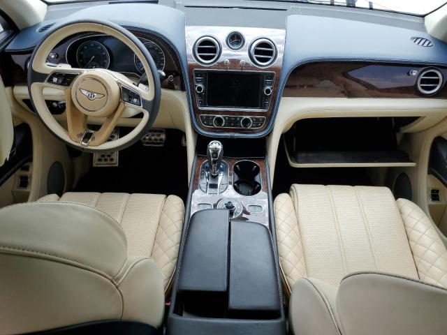 Photo 8 from auction – 2018 BENTLEY BENTAYGA with VIN SJAAC2ZV1JC017915