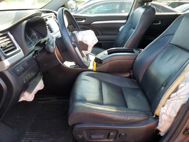 Photo 7 from auction – 2018 TOYOTA HIGHLANDER with VIN 5TDJZRFH6JS804698