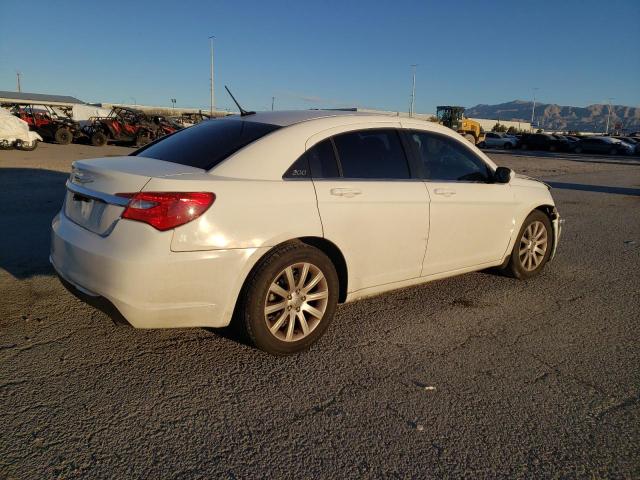 Photo 3 from auction – 2013 CHRYSLER 200 TOURIN with VIN 1C3CCBBG2DN635373