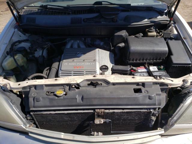 Photo 11 from auction – 2000 LEXUS RX 300 with VIN JT6HF10U9Y0109683