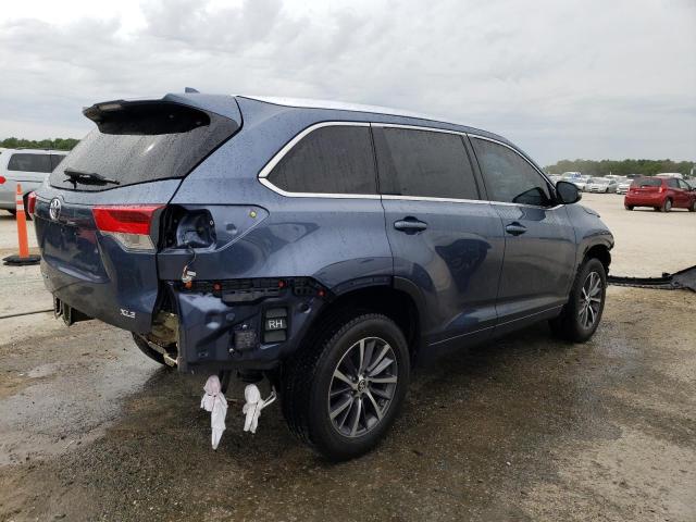 Photo 3 from auction – 2017 TOYOTA HIGHLANDER with VIN 5TDKZRFH1HS192442