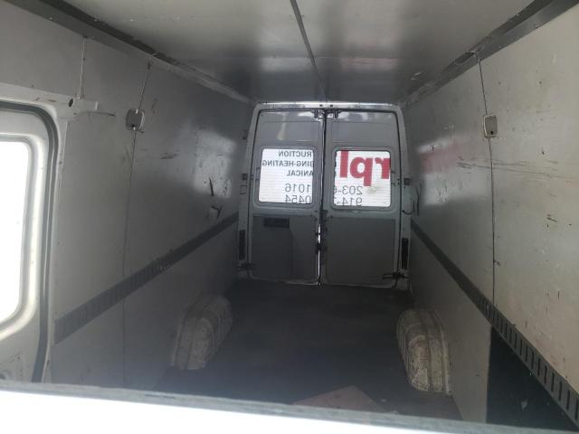 Photo 10 from auction – 2004 SPRINTER 2500 SPRIN with VIN WD2PD743445578609