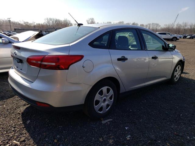 Foto 3 de la subasta – 2018 FORD FOCUS S con VIN 1FADP3E20JL306470