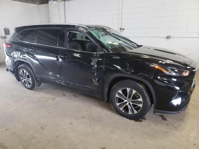 Photo 4 from auction – 2022 TOYOTA HIGHLANDER with VIN 5TDGZRBH5NS582399