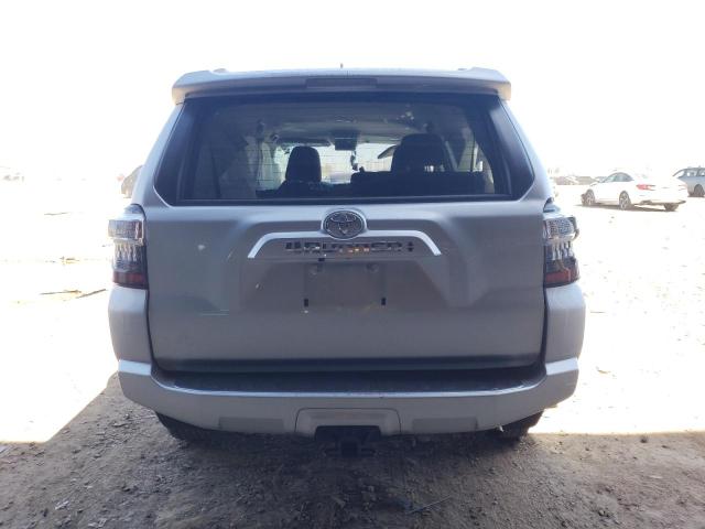 Photo 6 from auction – 2022 TOYOTA 4RUNNER SR with VIN JTEEU5JR2N5255582