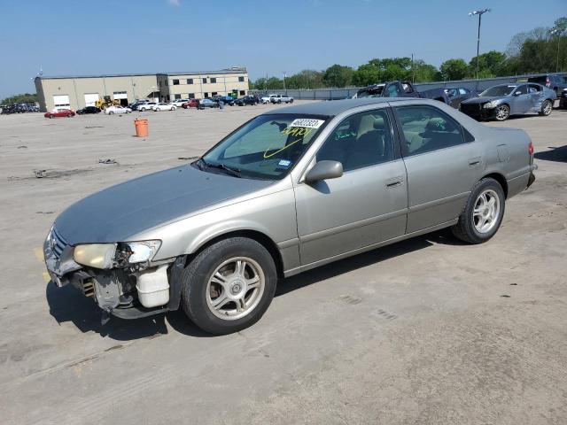 TOYOTA CAMRY CE 2001 with VIN JT2BG22K010569701 - Photo from auction