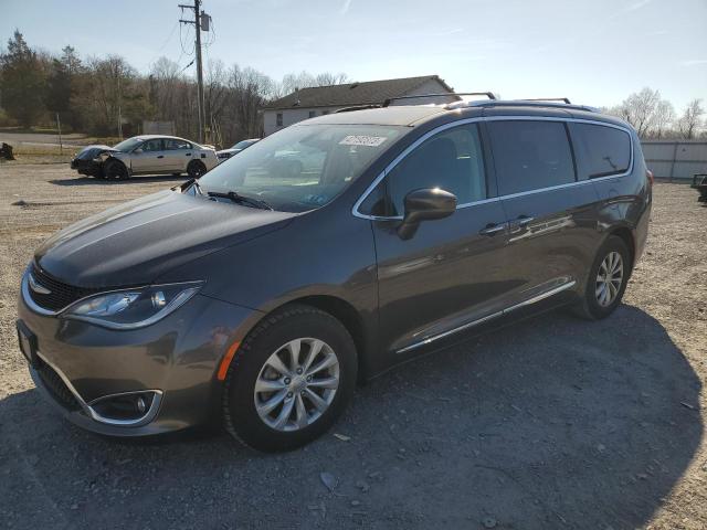 CHRYSLER PACIFICA T 2019 with VIN 2C4RC1BG9KR685994 - Photo from auction