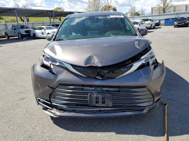 Photo 5 from auction – 2022 TOYOTA SIENNA LIM with VIN 5TDESKFC8NS059797