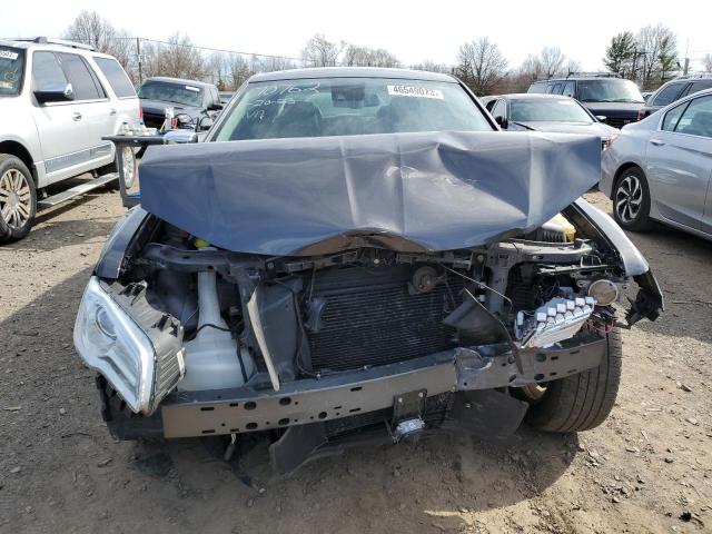 Photo 5 from auction – 2018 CHRYSLER 300 LIMITE with VIN 2C3CCAKG1JH268142