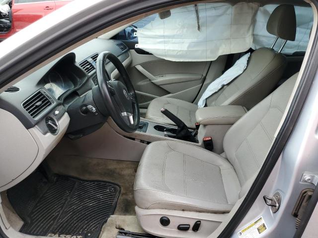 Photo 7 from auction – 2014 VOLKSWAGEN PASSAT SE with VIN 1VWBN7A36EC090169