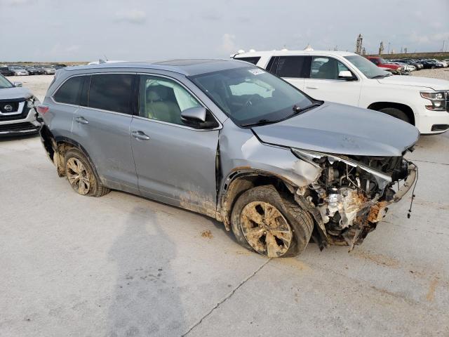 Photo 4 from auction – 2016 TOYOTA HIGHLANDER with VIN 5TDKKRFH6GS154059