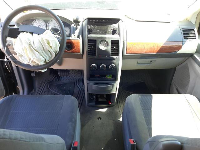 Photo 8 from auction – 2008 CHRYSLER TOWN & COU with VIN 2A8HR44H28R668232