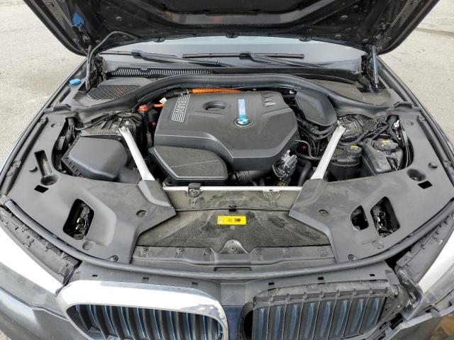 Photo 11 from auction – 2019 BMW 530E with VIN WBAJA9C51KB393136