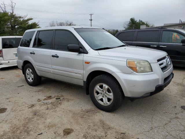 Photo 4 from auction – 2006 HONDA PILOT LX with VIN 5FNYF281X6B017585