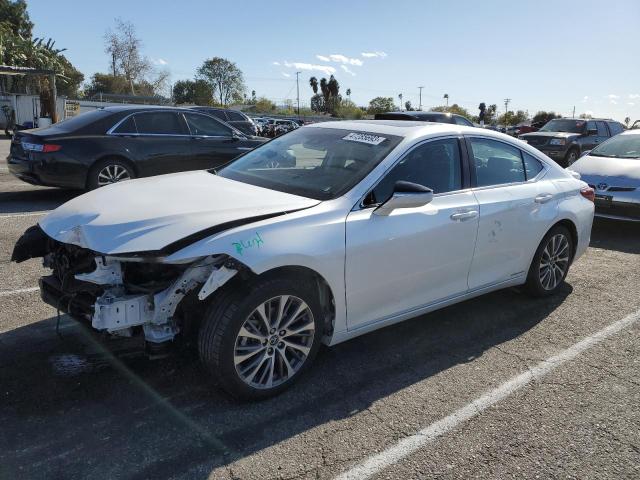 LEXUS ES 300H 2019 with VIN 58AB21B17KU002956 - Photo from auction