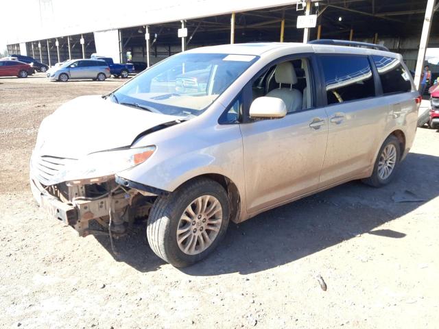 TOYOTA SIENNA XLE 2012 with VIN 5TDYK3DCXCS247224 - Photo from auction