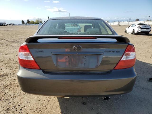 Photo 6 from auction – 2004 TOYOTA CAMRY LE with VIN JTDBE32K640286310
