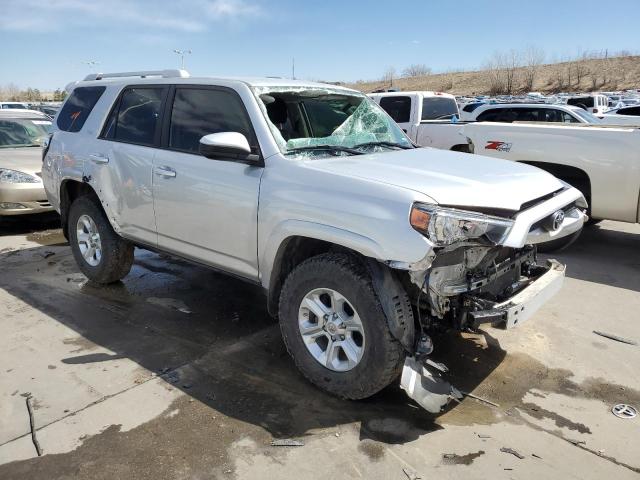 Photo 4 from auction – 2018 TOYOTA 4RUNNER SR with VIN JTEBU5JR9J5508362