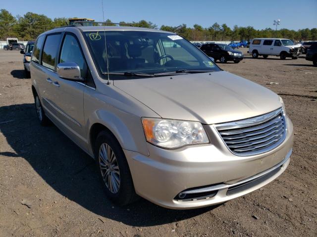 Photo 4 from auction – 2014 CHRYSLER TOWN & COU with VIN 2C4RC1CG3ER108025