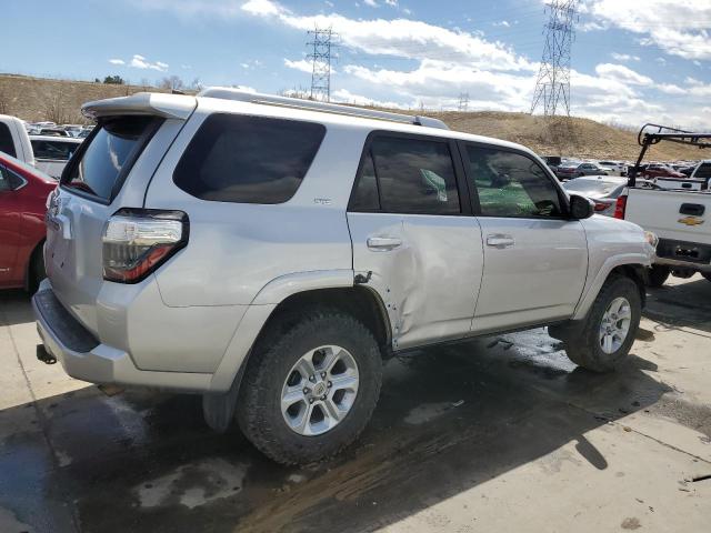Photo 3 from auction – 2018 TOYOTA 4RUNNER SR with VIN JTEBU5JR9J5508362