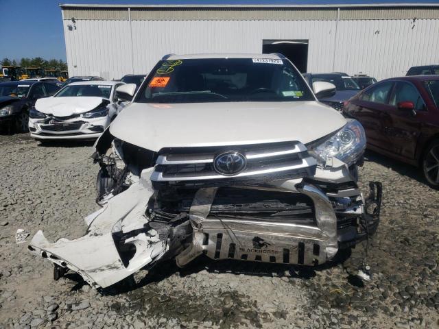 Foto 11 de la subasta – 2018 TOYOTA HIGHLANDER con VIN 5TDJZRFH1JS895735