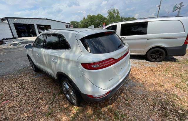 Photo 3 from auction – 2016 LINCOLN MKC RESERV with VIN 5LMCJ3D94GUJ31416