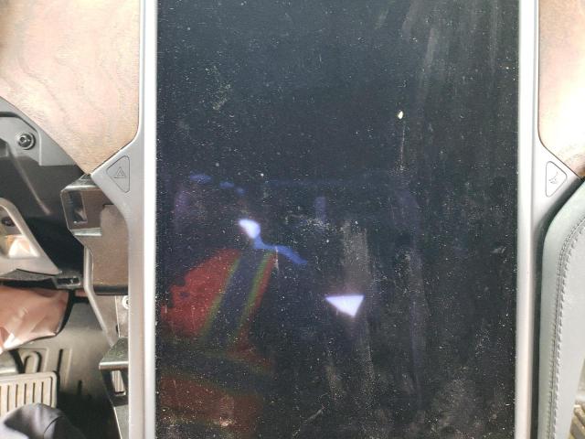 Photo 9 from auction – 2020 TESLA MODEL X with VIN 5YJXCBE28LF306798