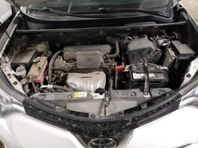 Photo 11 from auction – 2018 TOYOTA RAV4 SE with VIN JTMJFREV9JJ194048
