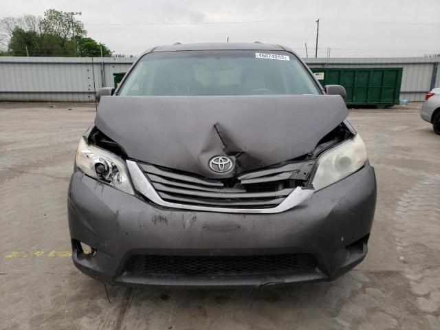 Photo 5 from auction – 2012 TOYOTA SIENNA XLE with VIN 5TDYK3DCXCS230150