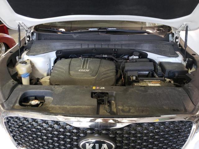 Photo 12 from auction – 2016 KIA SORENTO LX with VIN 5XYPG4A56GG017997