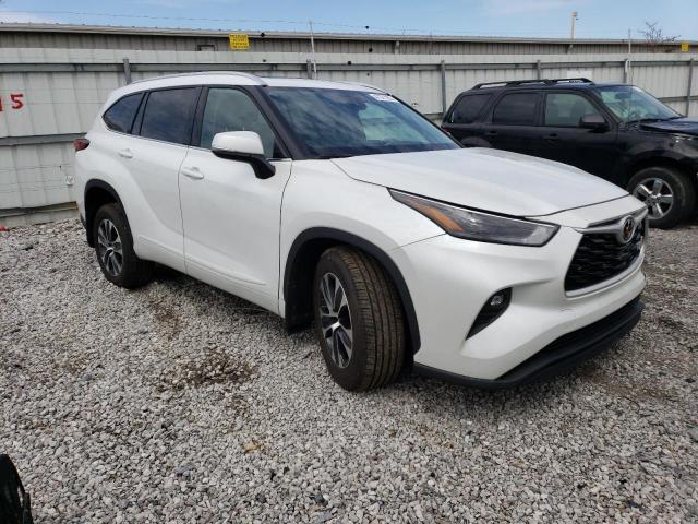 Photo 4 from auction – 2022 TOYOTA HIGHLANDER with VIN 5TDGZRBH4NS589439