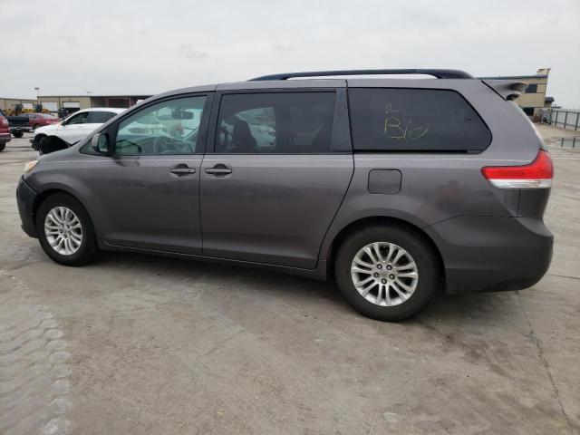 Photo 2 from auction – 2012 TOYOTA SIENNA XLE with VIN 5TDYK3DCXCS230150