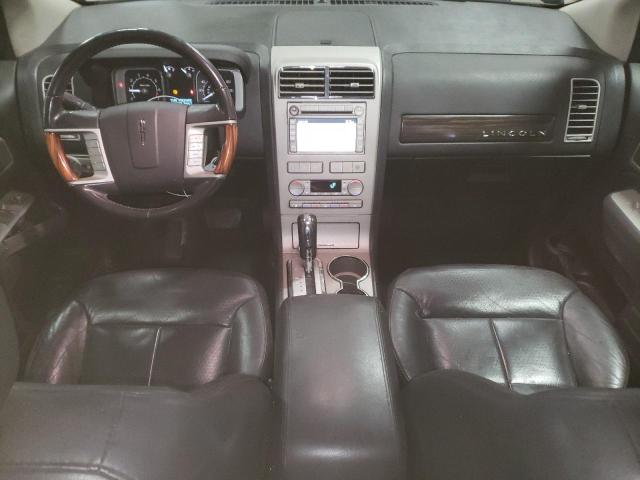 Photo 8 from auction – 2007 LINCOLN MKX with VIN 2LMDU88CX7BJ27303