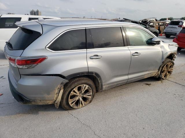 Photo 3 from auction – 2016 TOYOTA HIGHLANDER with VIN 5TDKKRFH6GS154059