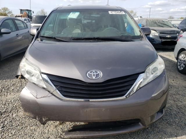 Photo 5 from auction – 2014 TOYOTA SIENNA LE with VIN 5TDKK3DC8ES470869