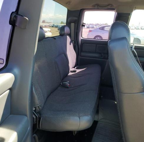 Photo 10 from auction – 2002 CHEVROLET SILVERADO with VIN 2GCEC19XX21254986
