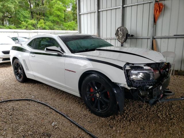 Photo 4 from auction – 2015 CHEVROLET CAMARO LS with VIN 2G1FB1E38F9299502