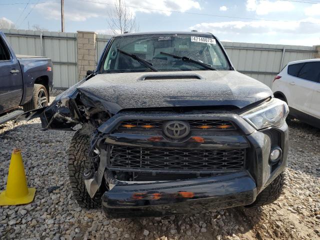 Photo 5 from auction – 2018 TOYOTA 4RUNNER SR with VIN JTEBU5JR8J5555253