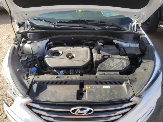 Photo 12 from auction – 2017 HYUNDAI TUCSON LIM with VIN KM8J3CA42HU556213